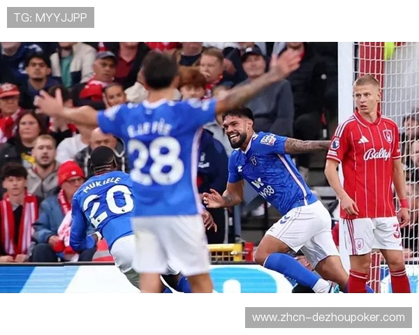 桑德兰vs阿森纳:升班马凭借稳固防守半场0-0逼平领头羊 桑德兰vs阿森纳:升班马凭借稳固防守半场0-0逼平领头羊